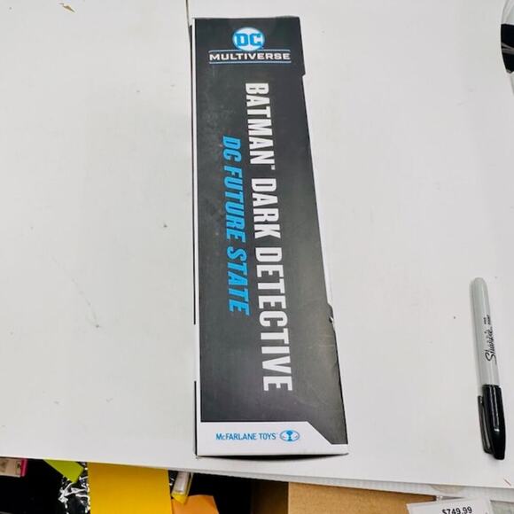 NEW DC Multiverse Batman Dark Detective Future State Action Figure 7" - Picture 3 of 7